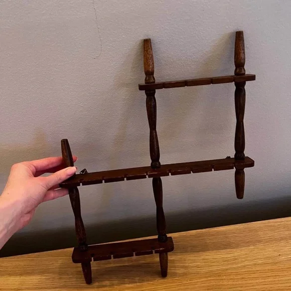 Wooden Expandable Wall Display Rack - Brown - Picture 3 of 7